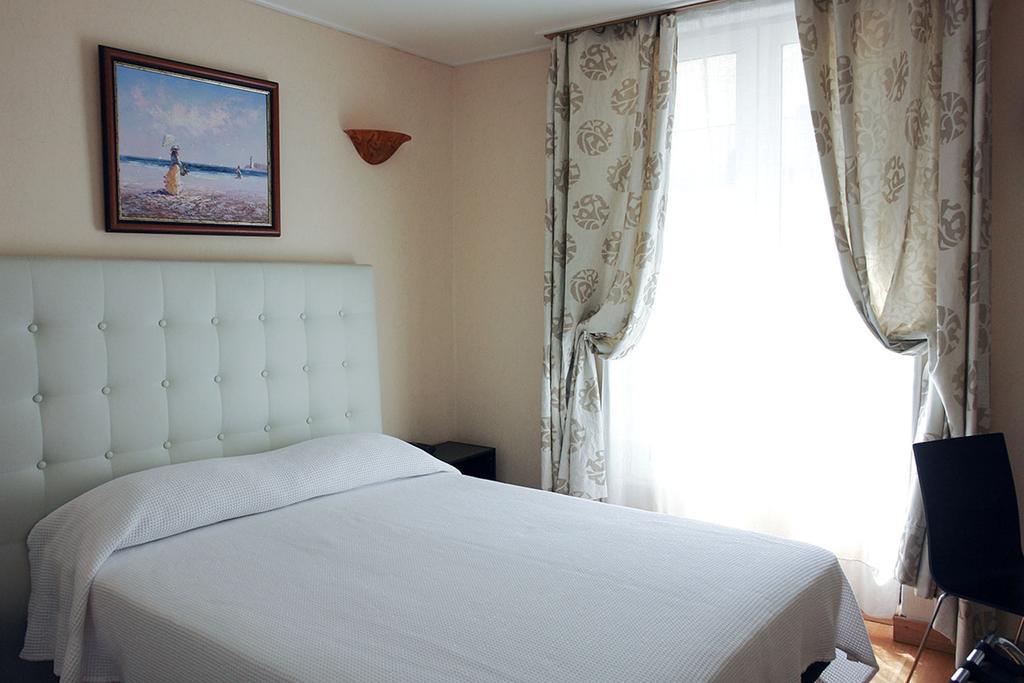 Hotel Du Mont Blanc Paris Bilik gambar